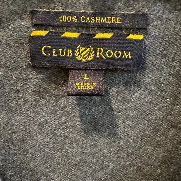Club Room Men's Cashmere  V-Neck Sweater - Picture 3 of 3